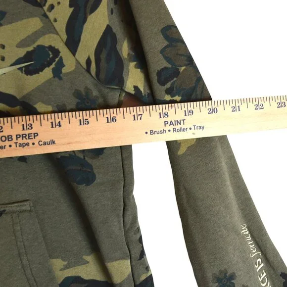 Nike Camo Floral “The Force is Female” Hoodie Size XS Green Black Print Logo Pul - Picture 7 of 7